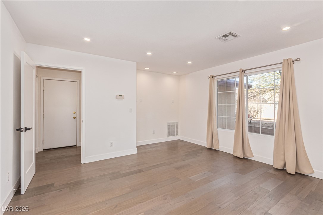 5216 Desert Star Drive