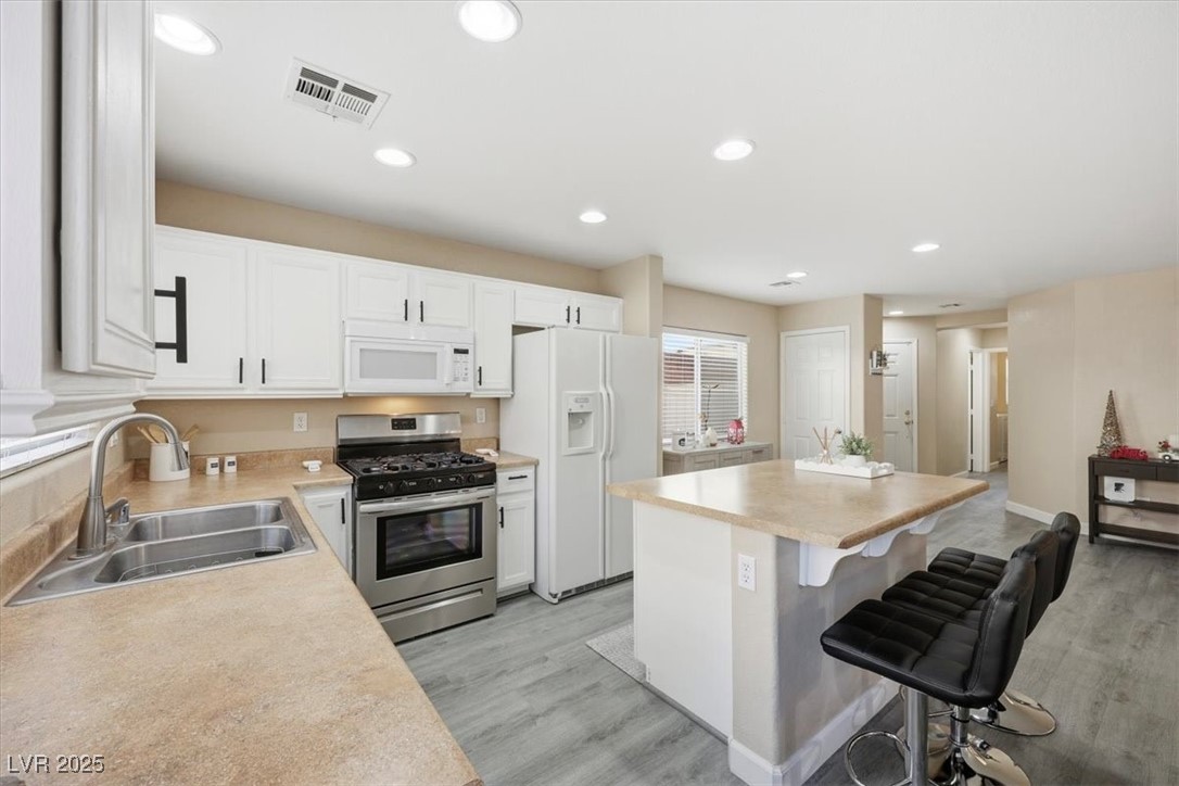 5677 African Lilly Court