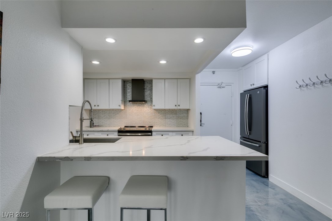 205 East Harmon Avenue 101