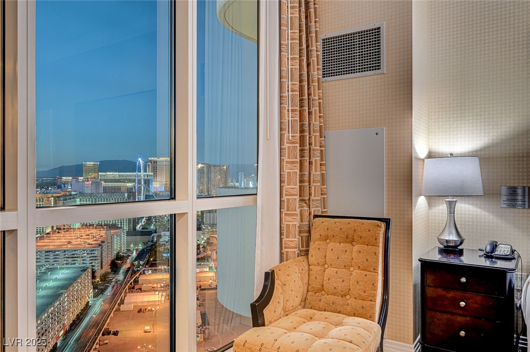 125 East HARMON Avenue 2601