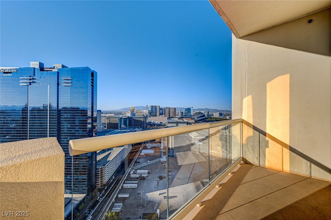 125 East HARMON Avenue 2601