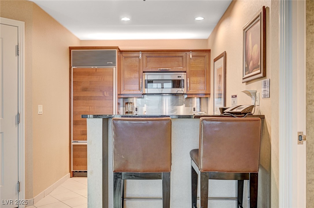 125 East HARMON Avenue 2601