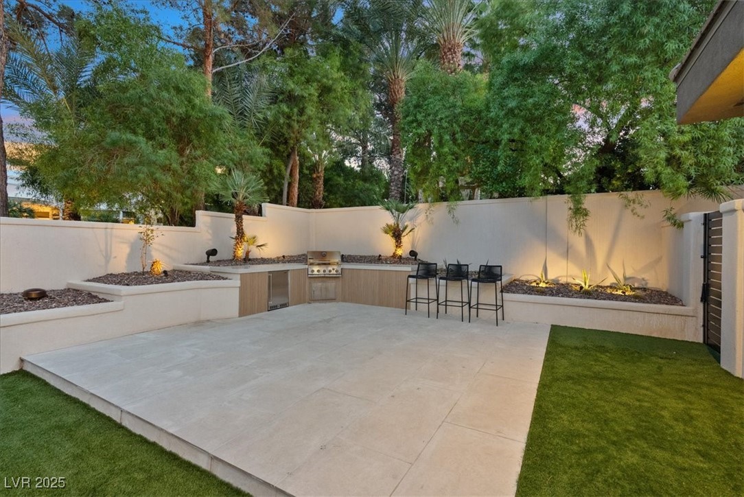 1416 Iron Hills Lane