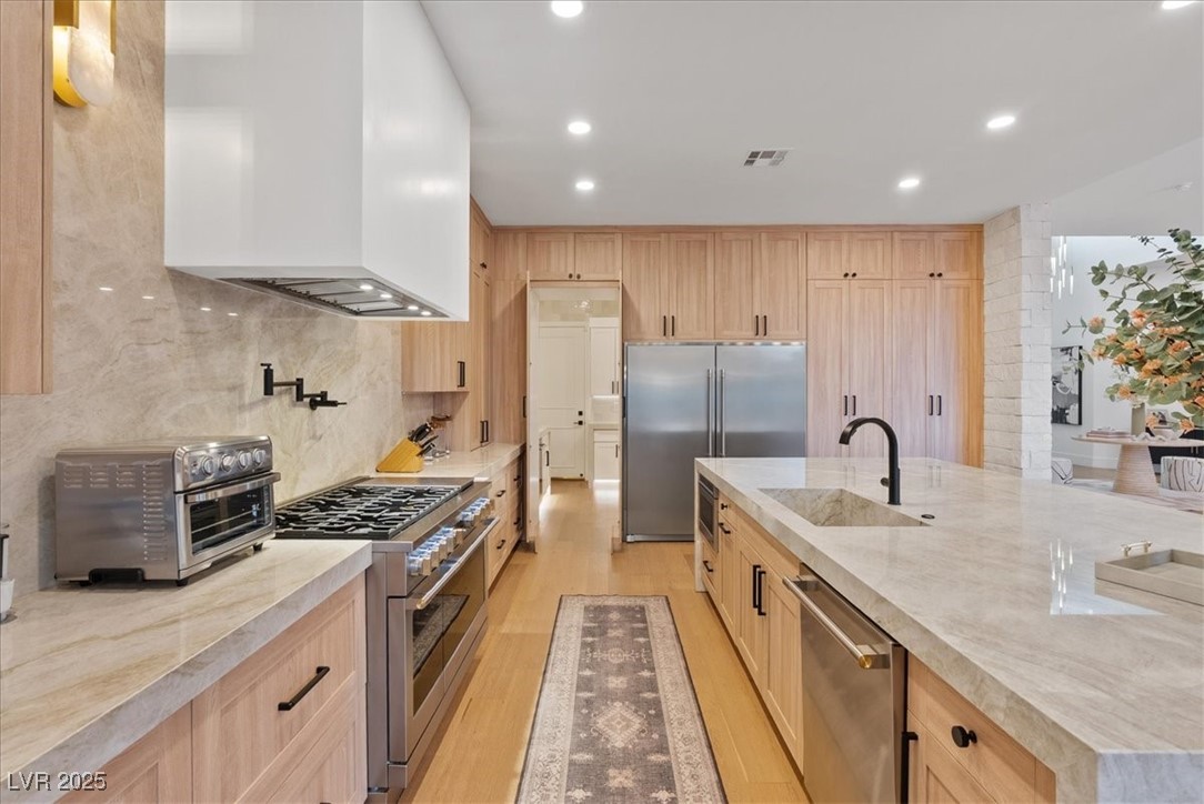 1416 Iron Hills Lane