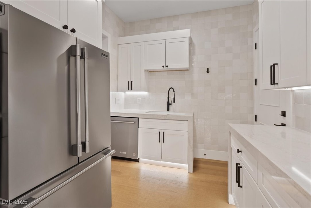 1416 Iron Hills Lane