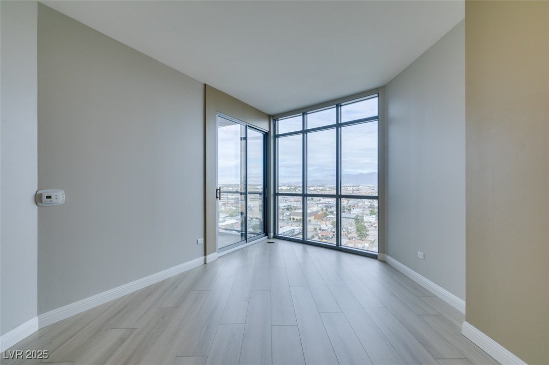200 West Sahara Avenue 1510