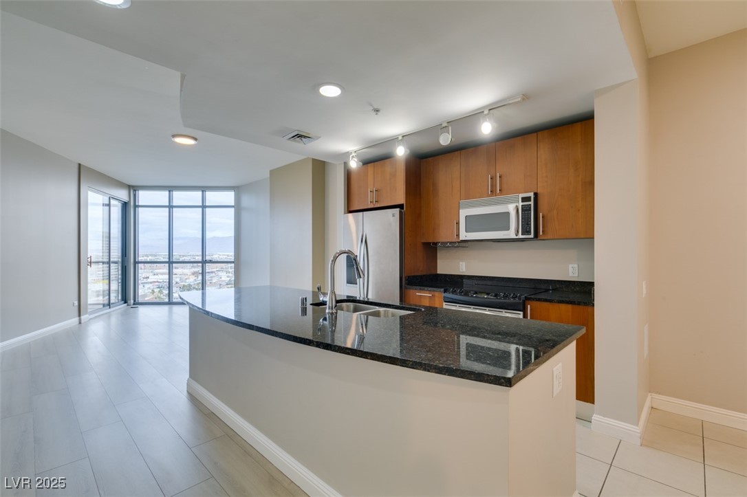 200 West Sahara Avenue 1510