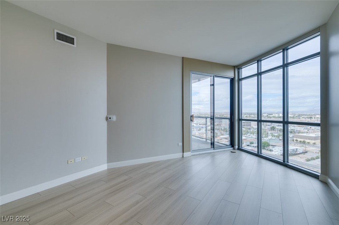 200 West Sahara Avenue 1510