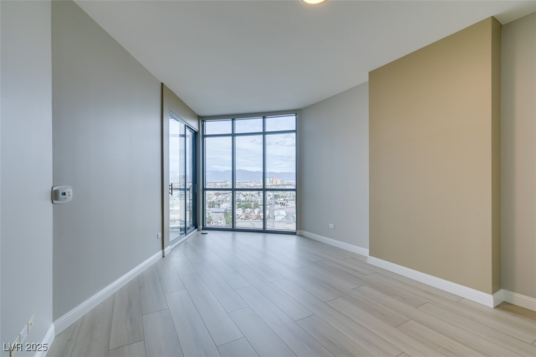200 West Sahara Avenue 1510