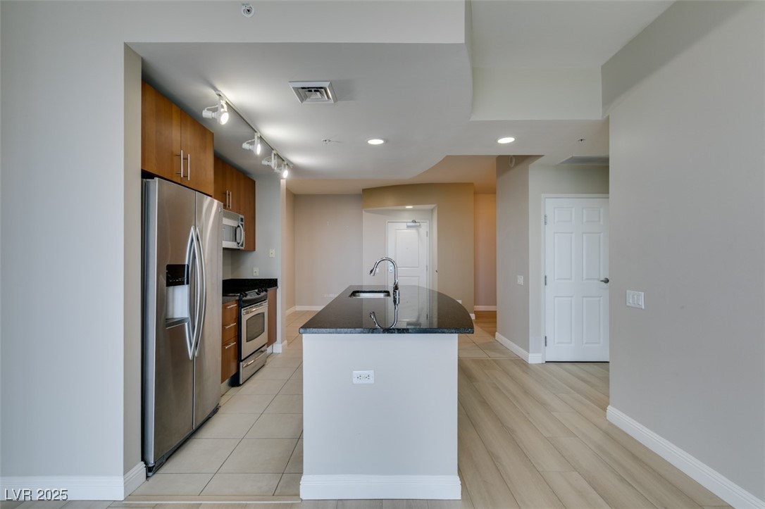 200 West Sahara Avenue 1510