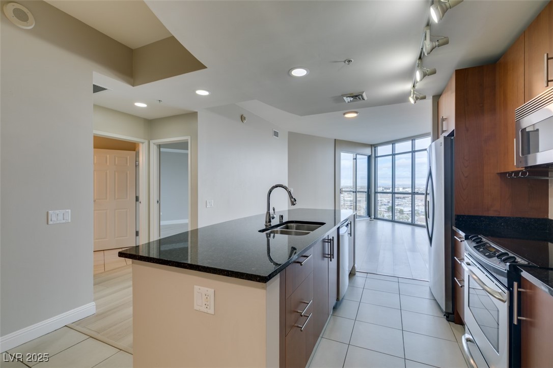 200 West Sahara Avenue 1510