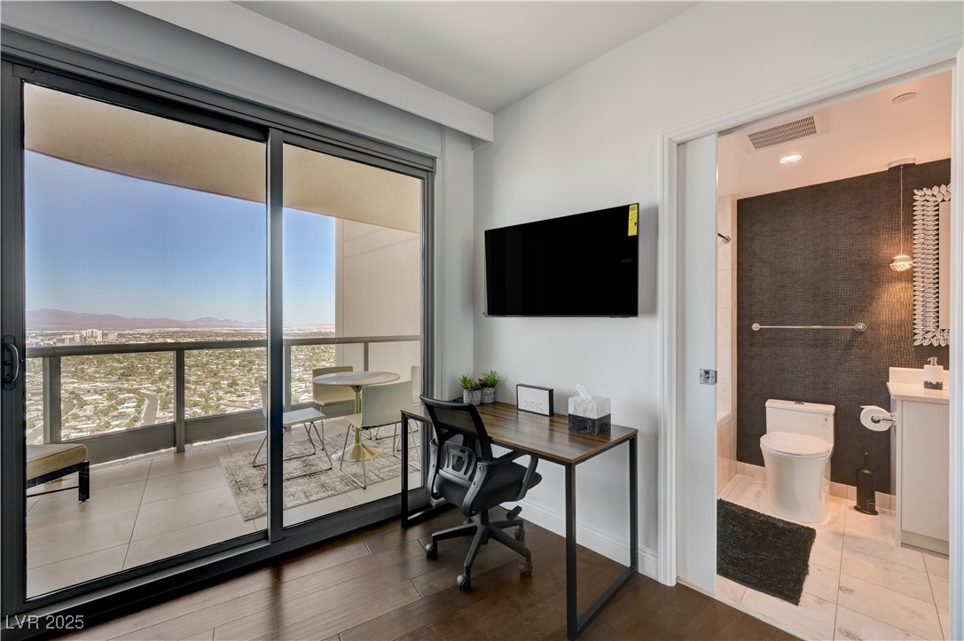 222 Karen Avenue 3301