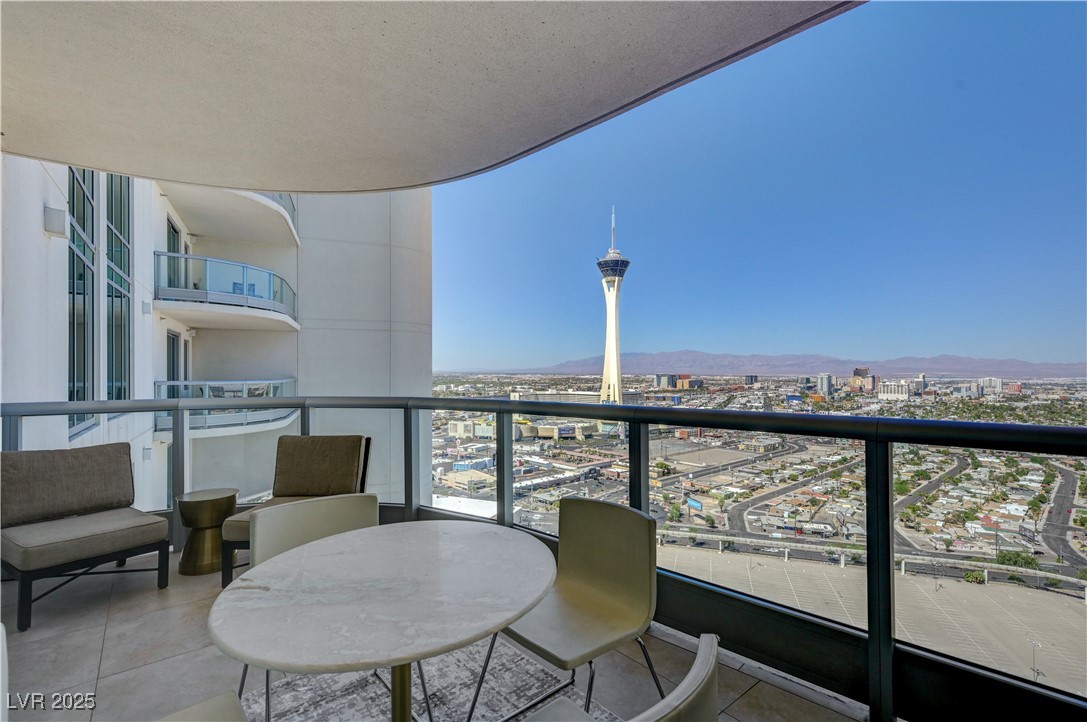 222 Karen Avenue 3301