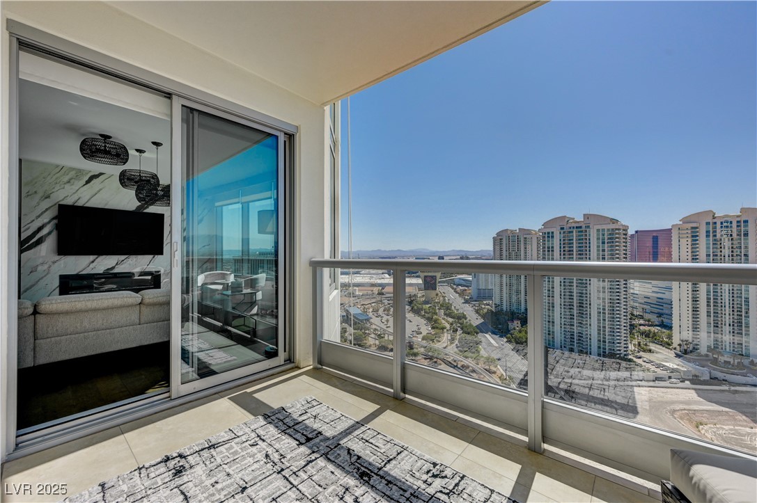 222 Karen Avenue 3301