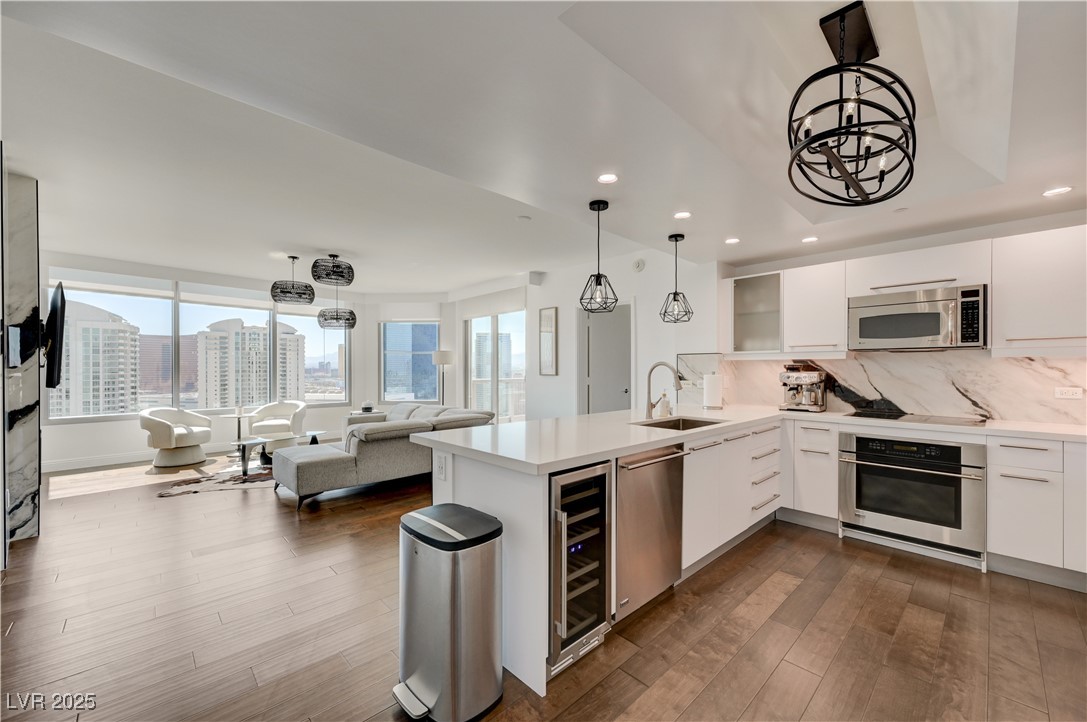 222 Karen Avenue 3301