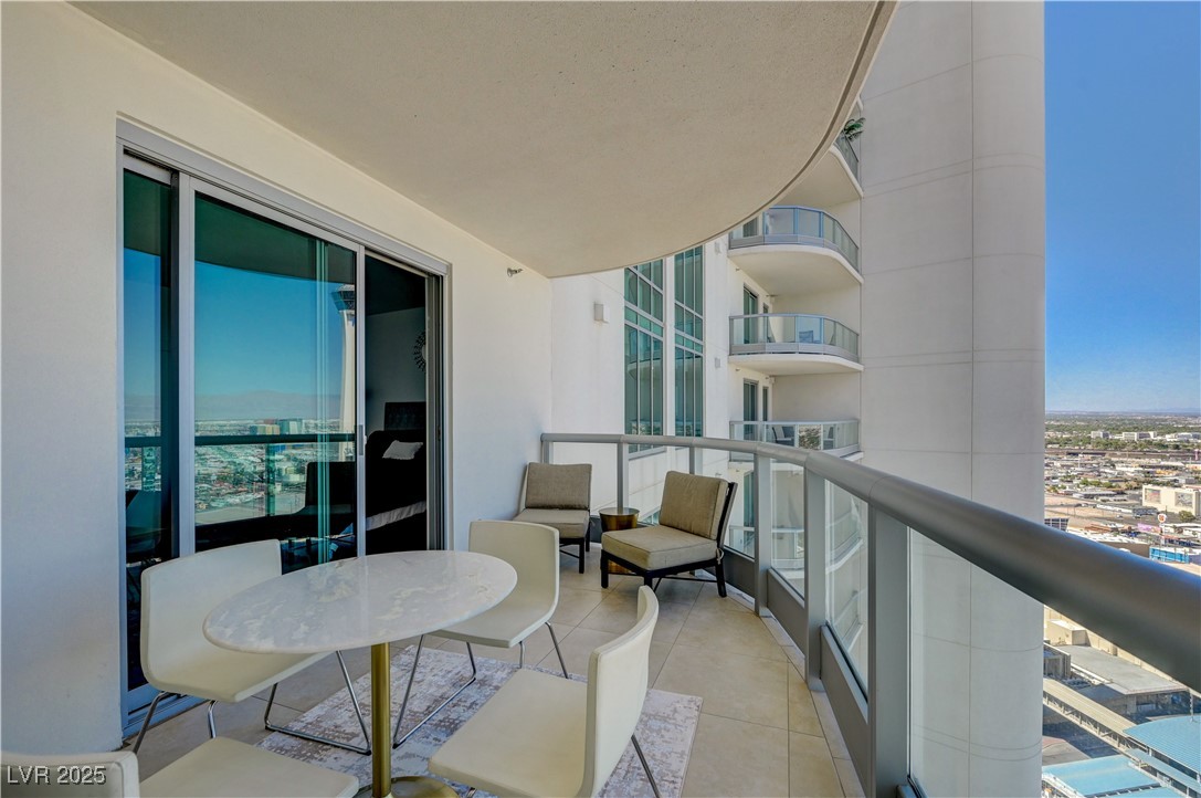 222 Karen Avenue 3301