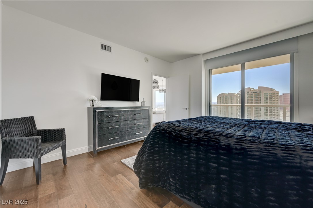 222 Karen Avenue 3301