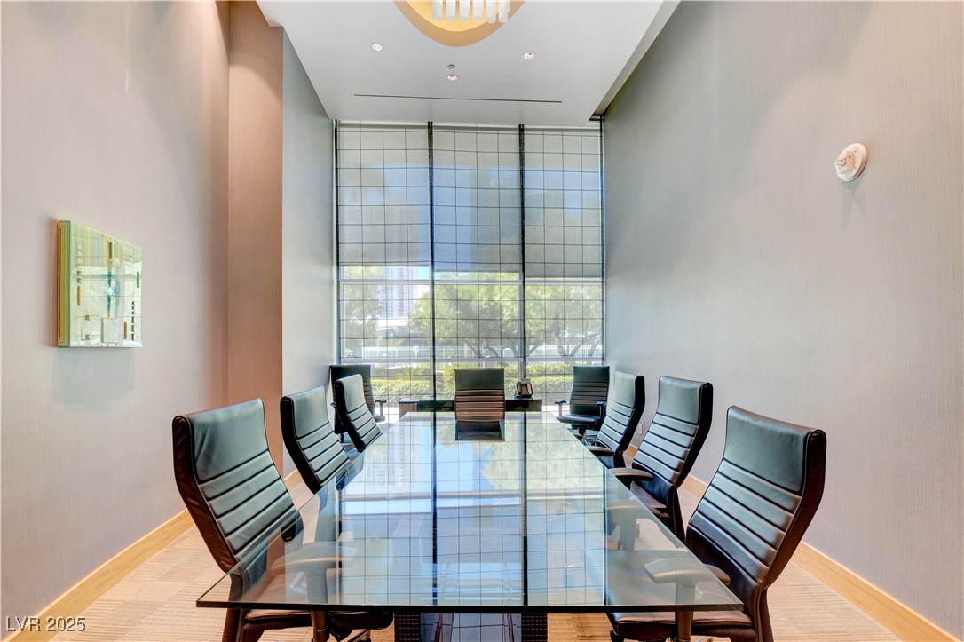 222 Karen Avenue 3301