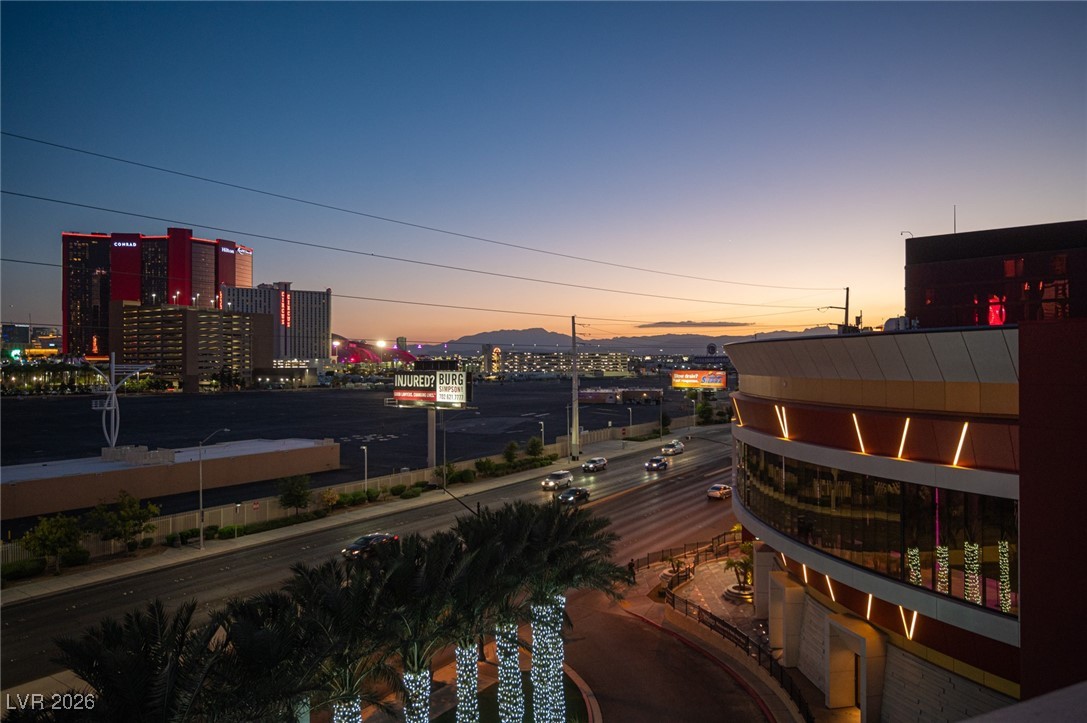 200 West Sahara Avenue 501