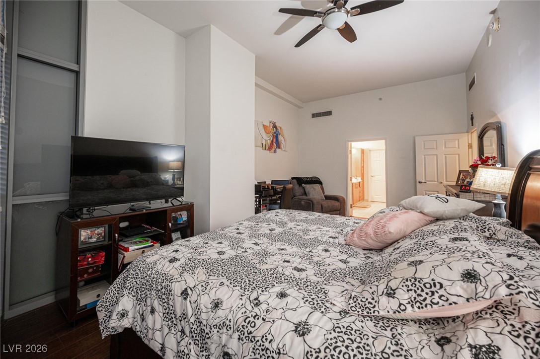 200 West Sahara Avenue 501
