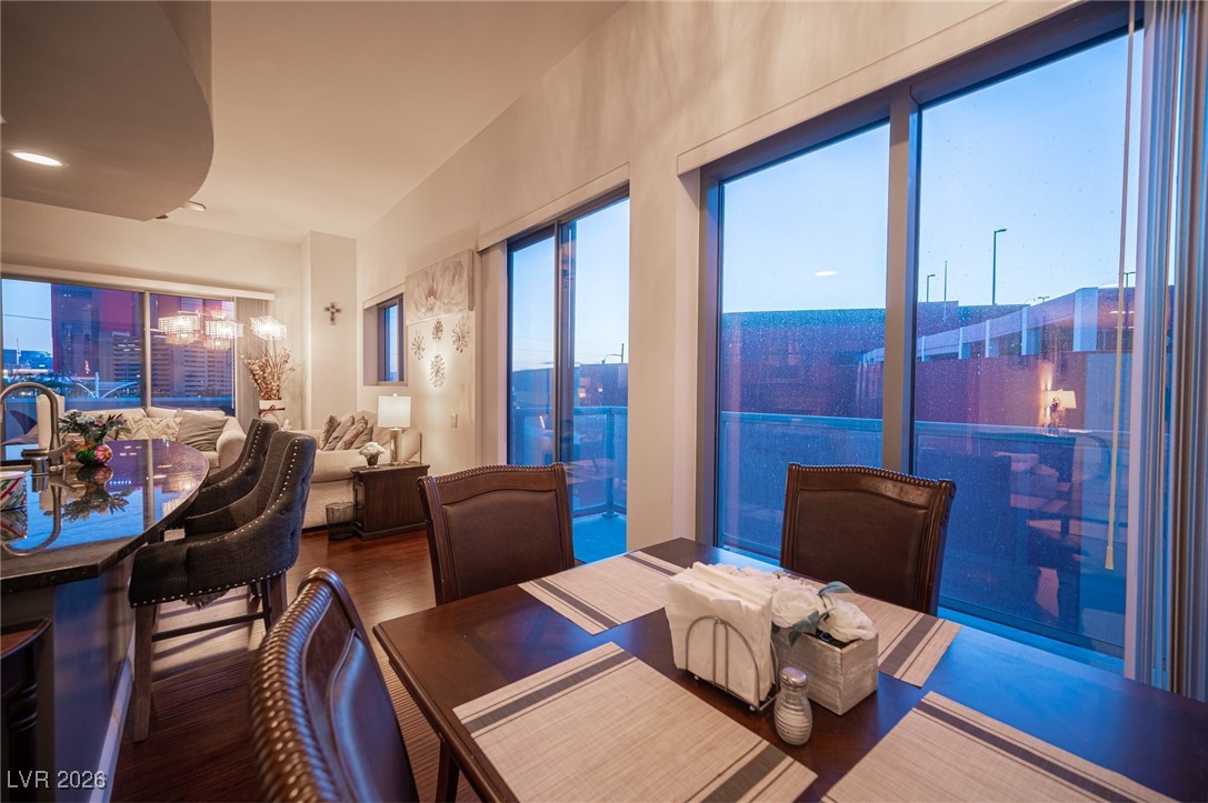 200 West Sahara Avenue 501