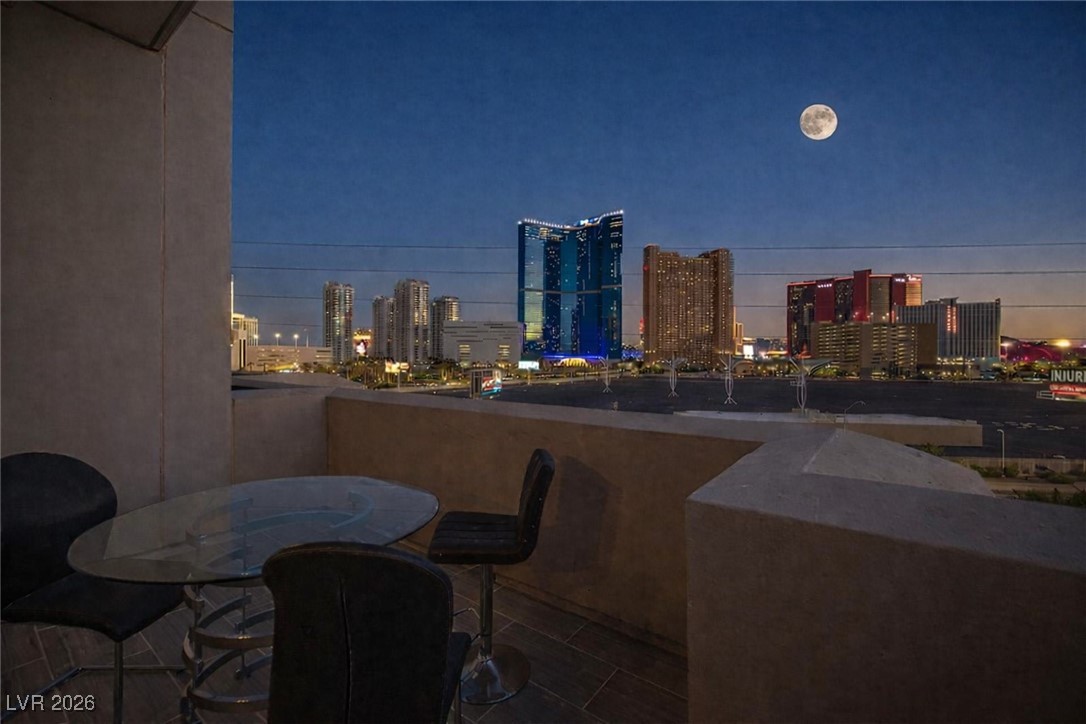 200 West Sahara Avenue 501