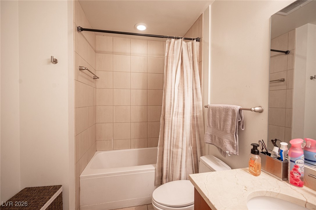 200 West Sahara Avenue 501