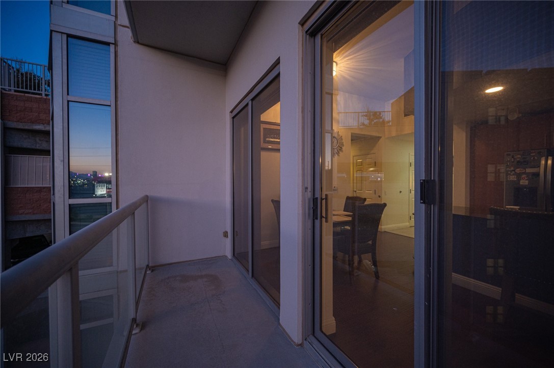 200 West Sahara Avenue 501
