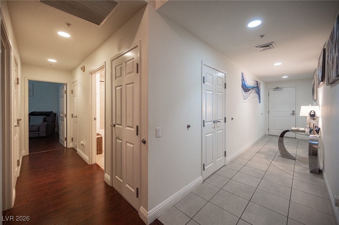 200 West Sahara Avenue 501