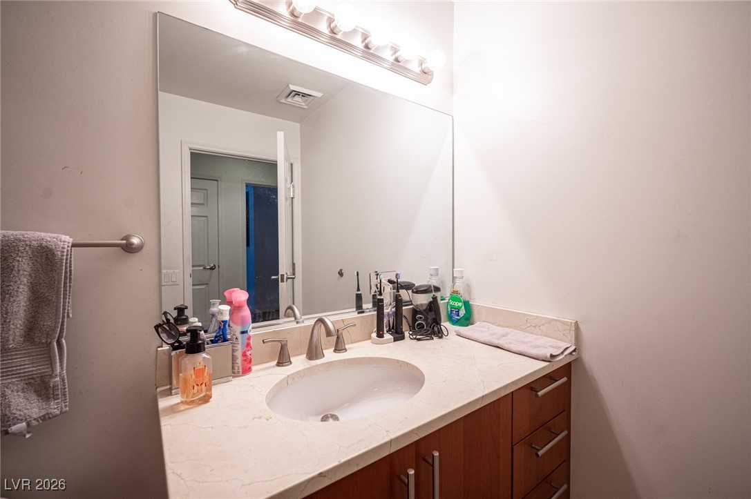 200 West Sahara Avenue 501