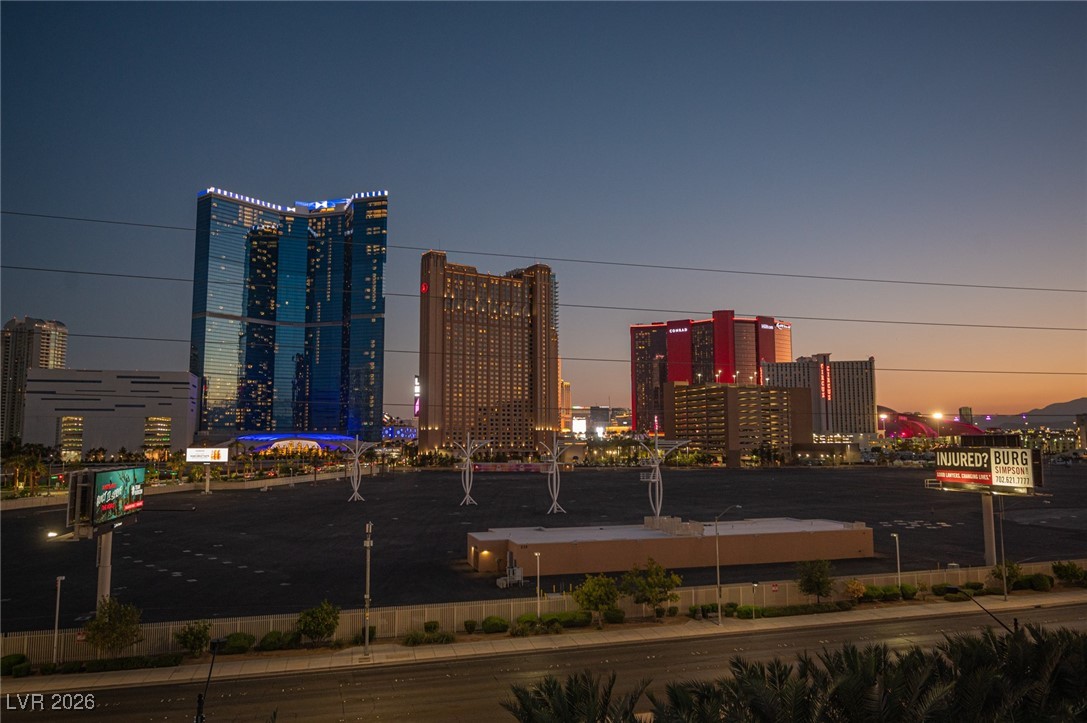 200 West Sahara Avenue 501