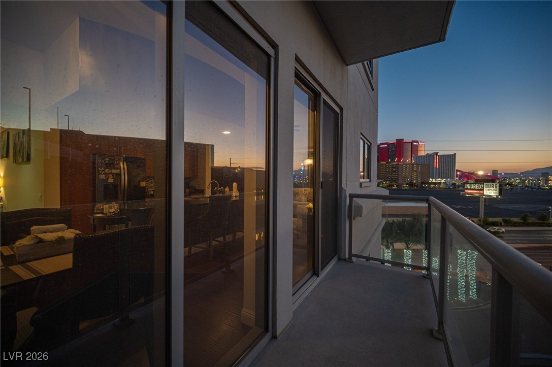 200 West Sahara Avenue 501