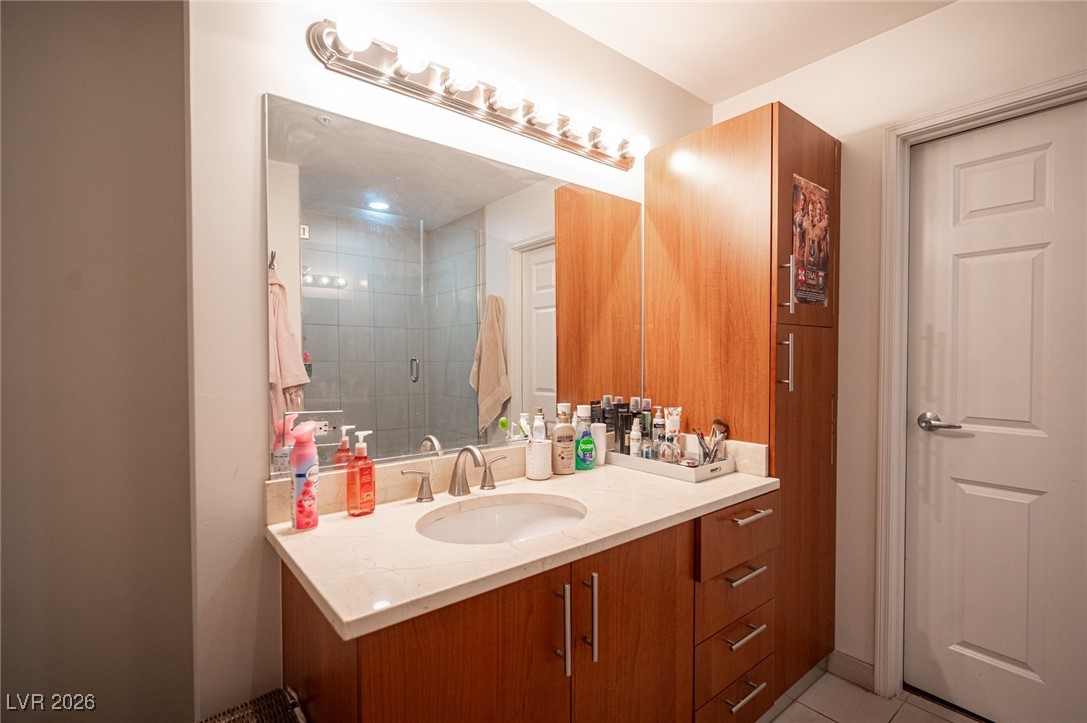 200 West Sahara Avenue 501