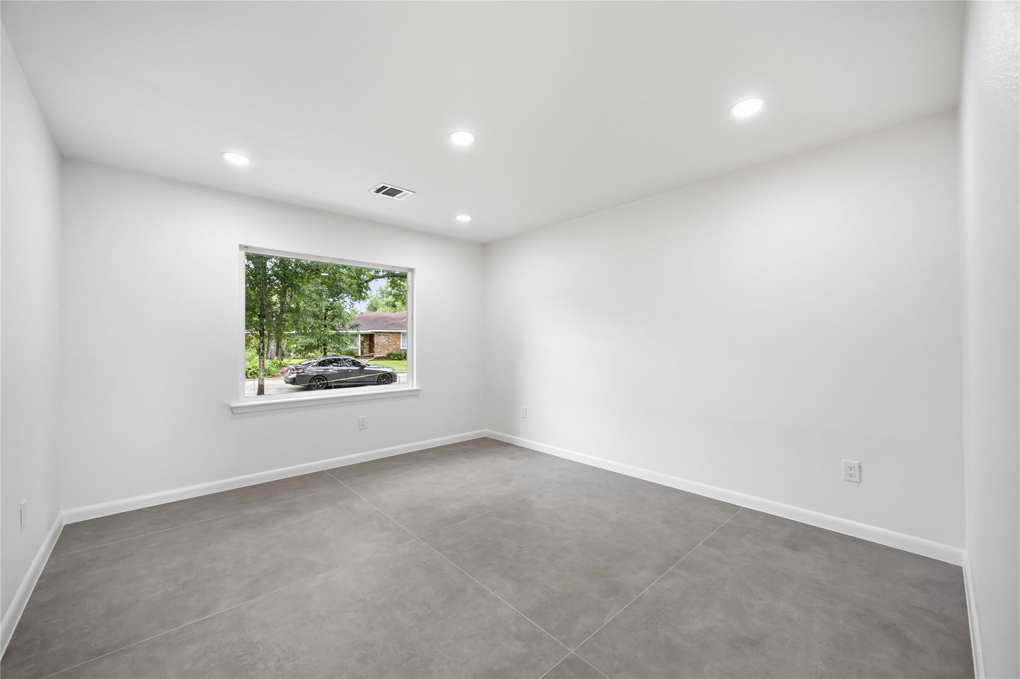 8419 Bluegate Court