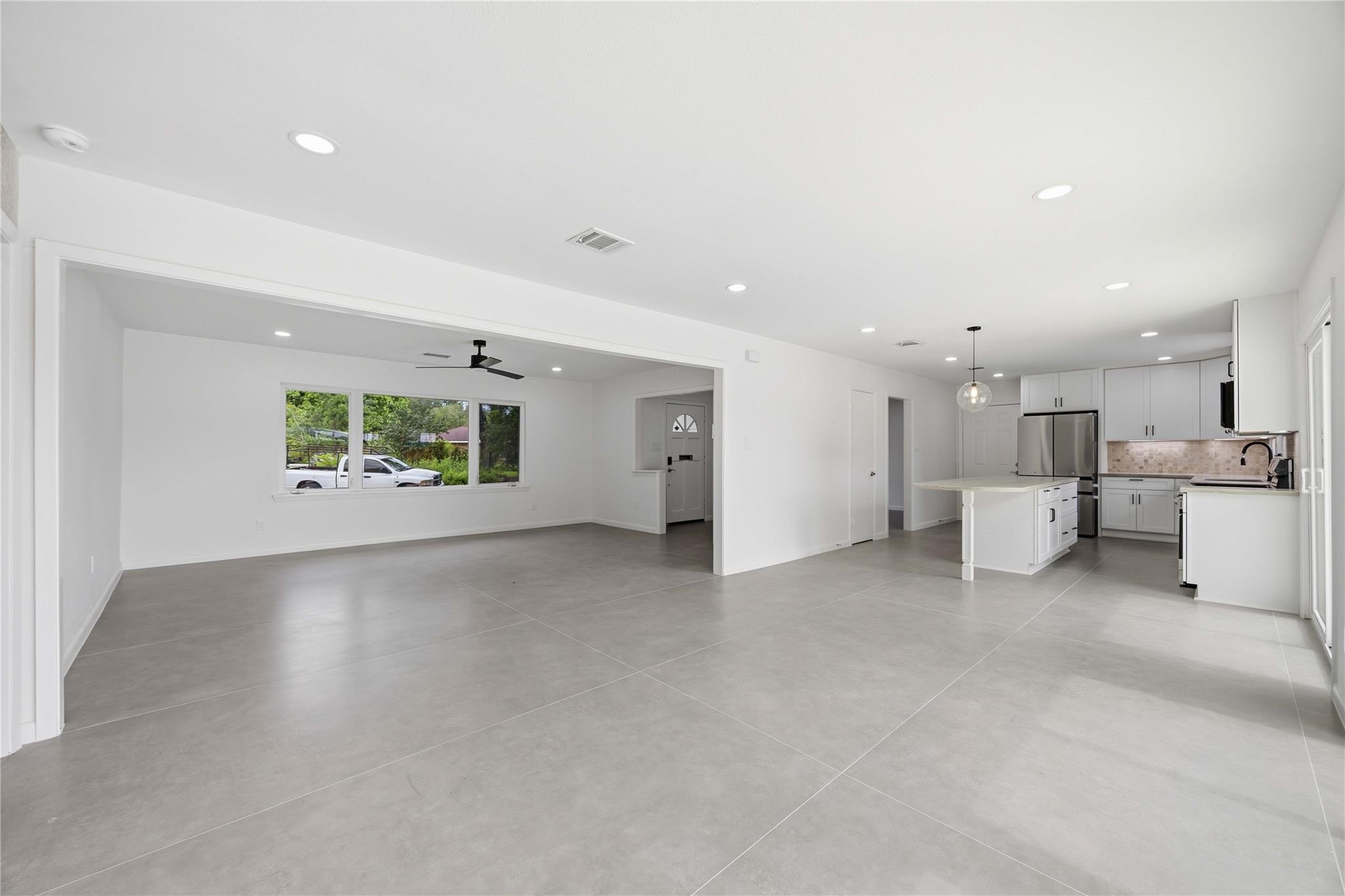 8419 Bluegate Court