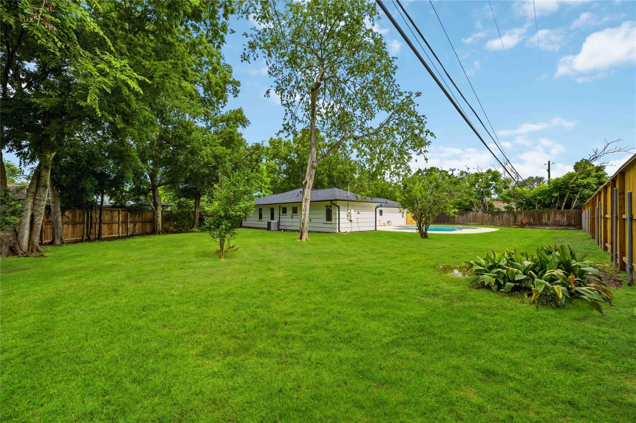 8419 Bluegate Court