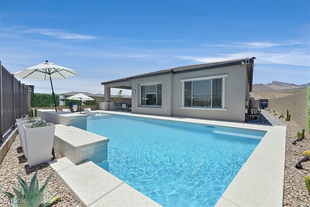 112 Springbough Lane