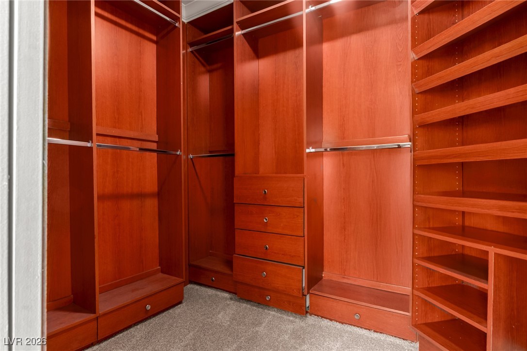 264 Pointe Ranier Avenue