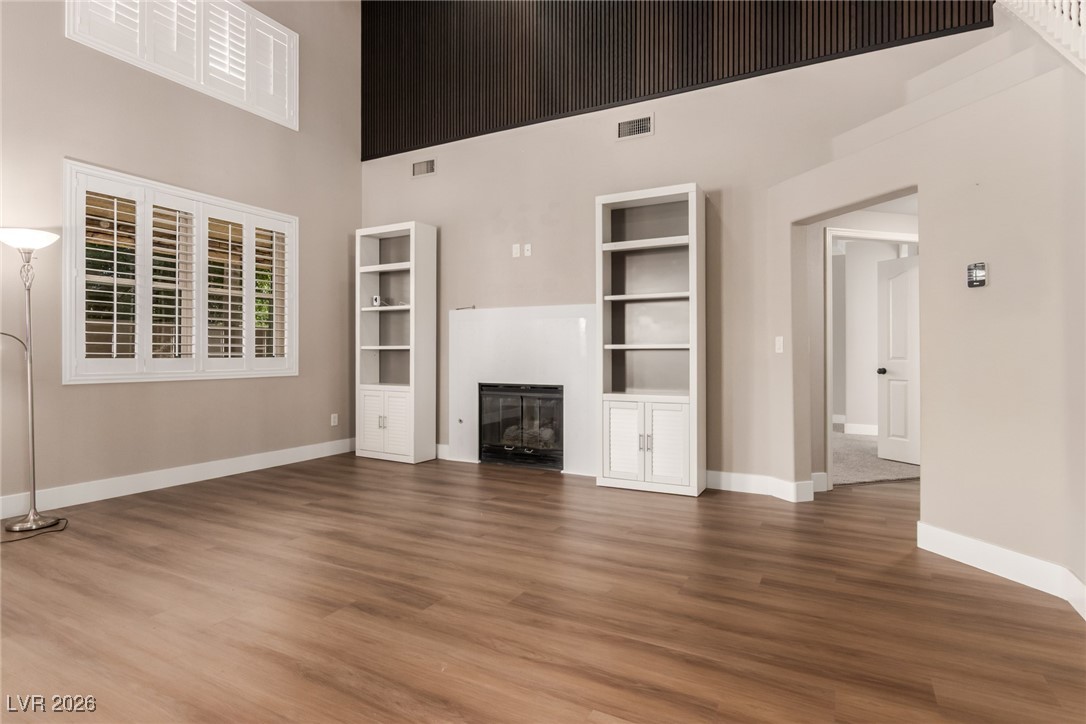 264 Pointe Ranier Avenue