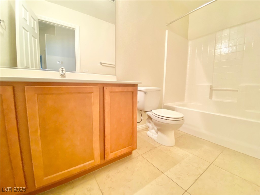 2279 Koho Drive 102