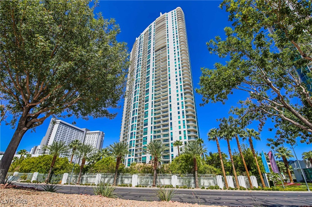 222 Karen Avenue 1805