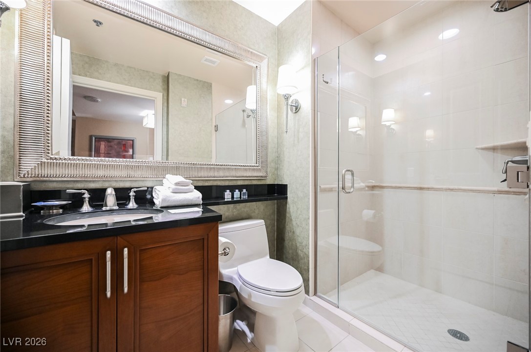 145 HARMON Avenue 208