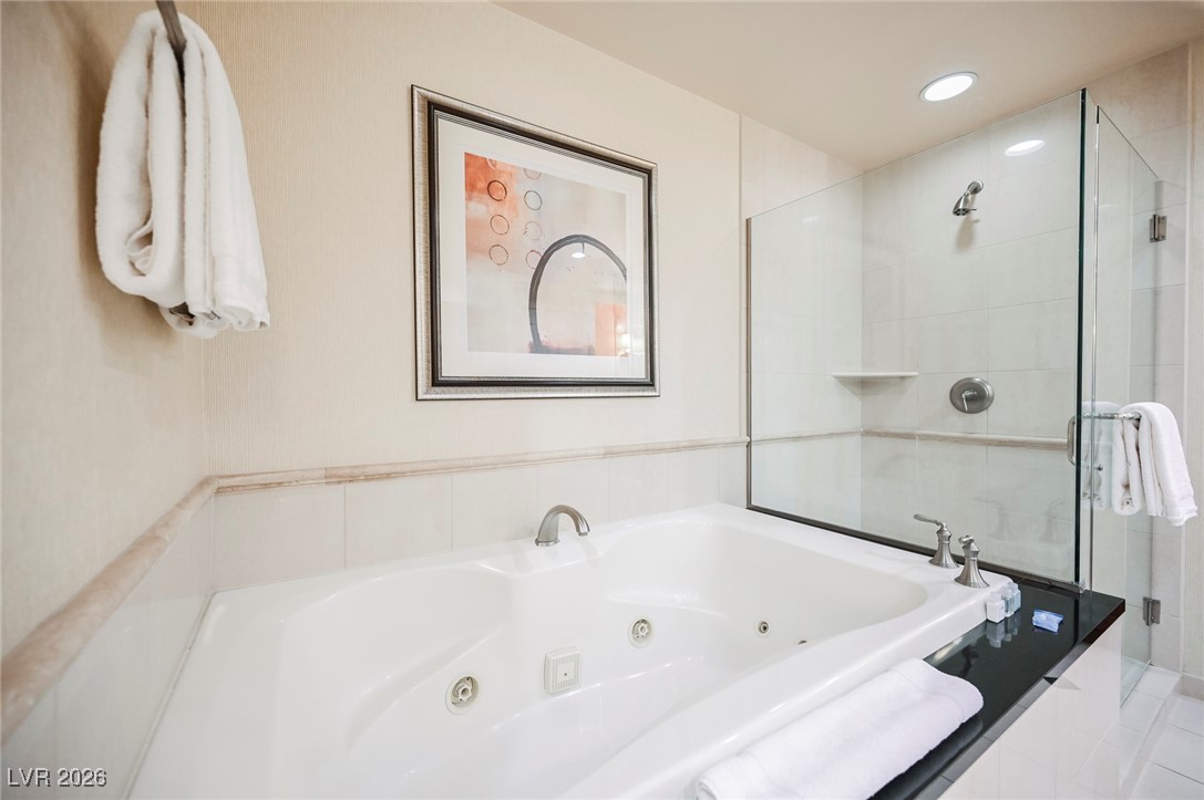 145 HARMON Avenue 208