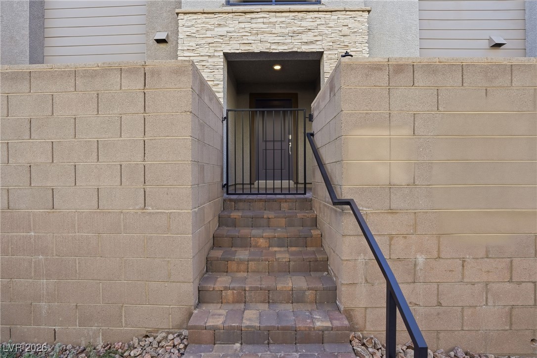 146 Sul Ponticello Avenue