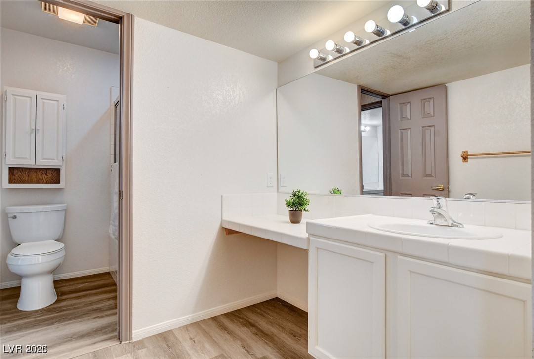 5481 Painted Mirage Road