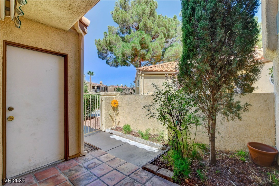 5481 Painted Mirage Road