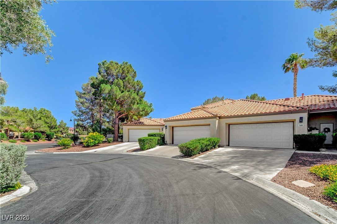 5481 Painted Mirage Road