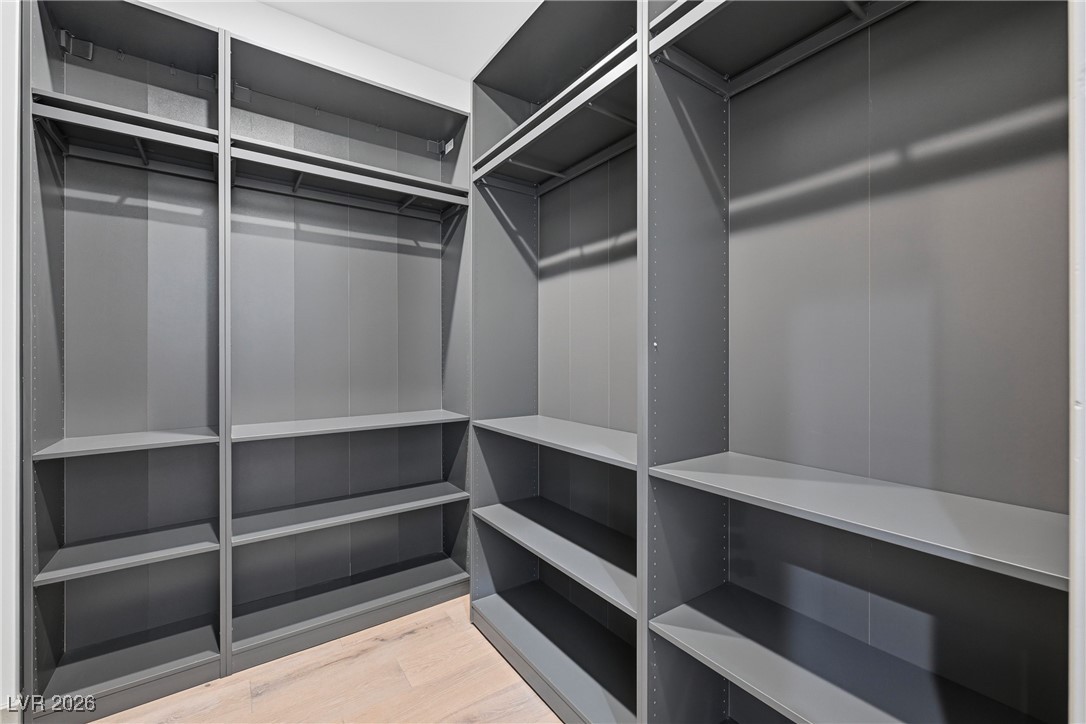 2861 Queens Courtyard Drive