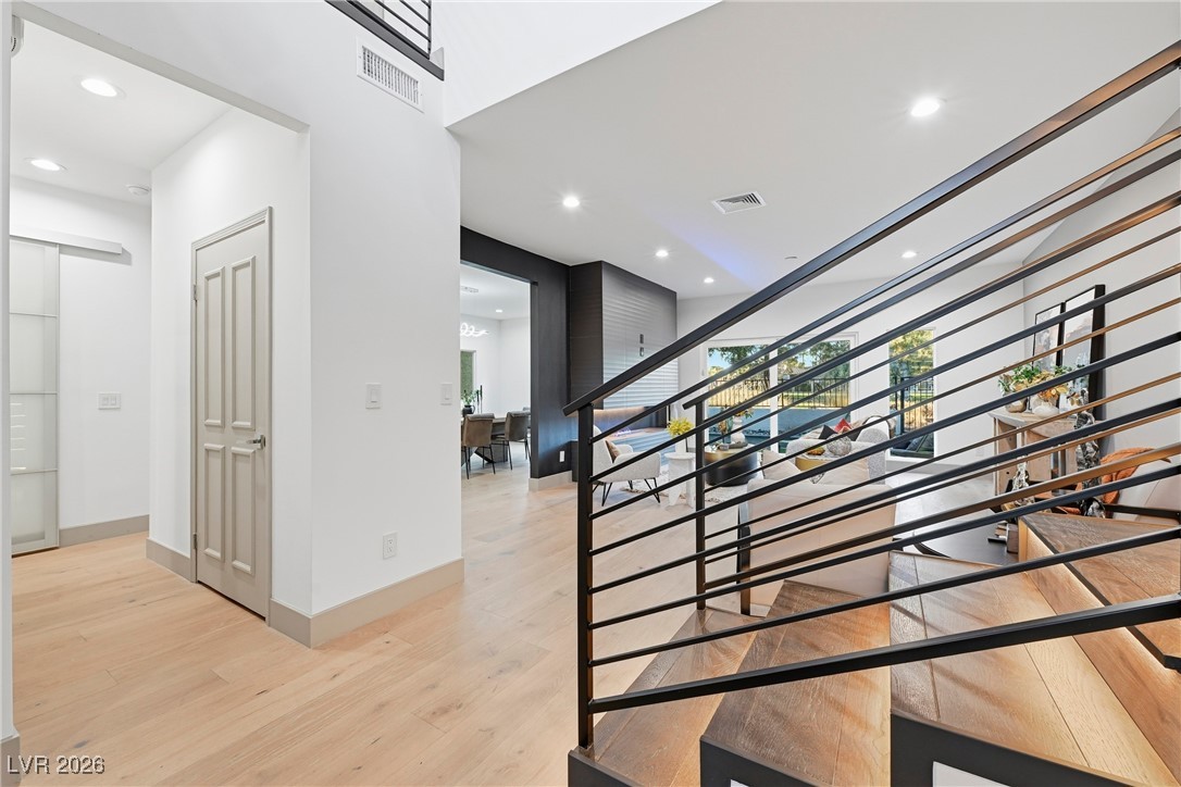 2861 Queens Courtyard Drive