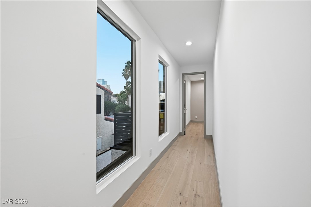 2861 Queens Courtyard Drive